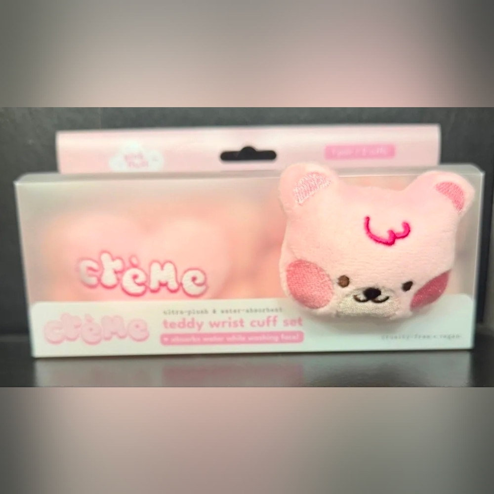 The Creme Shop Pink Teddy Wrist Cuff Set